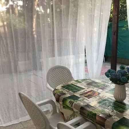 Marlens Beach House Casa vacanze Meneou